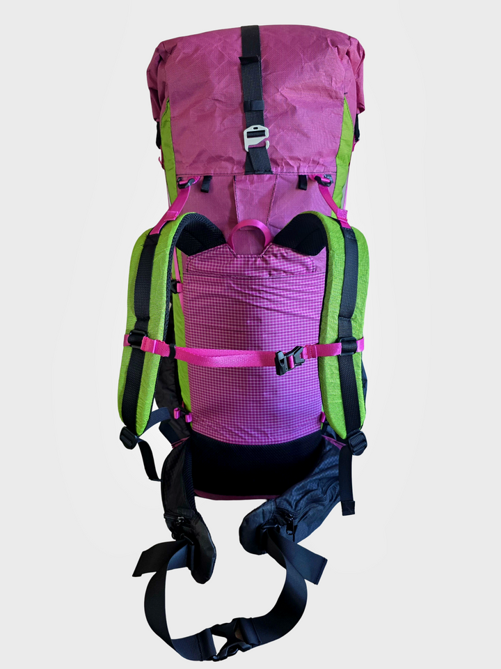 Whippa Colo 55 Ultralight Hiking Pack